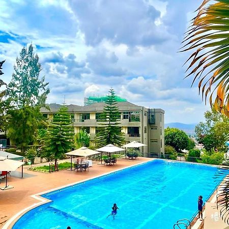 Nobleza Hotel キガリ エクステリア 写真