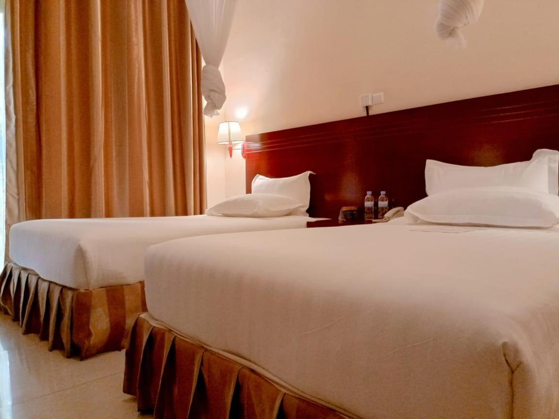 Nobleza Hotel キガリ エクステリア 写真